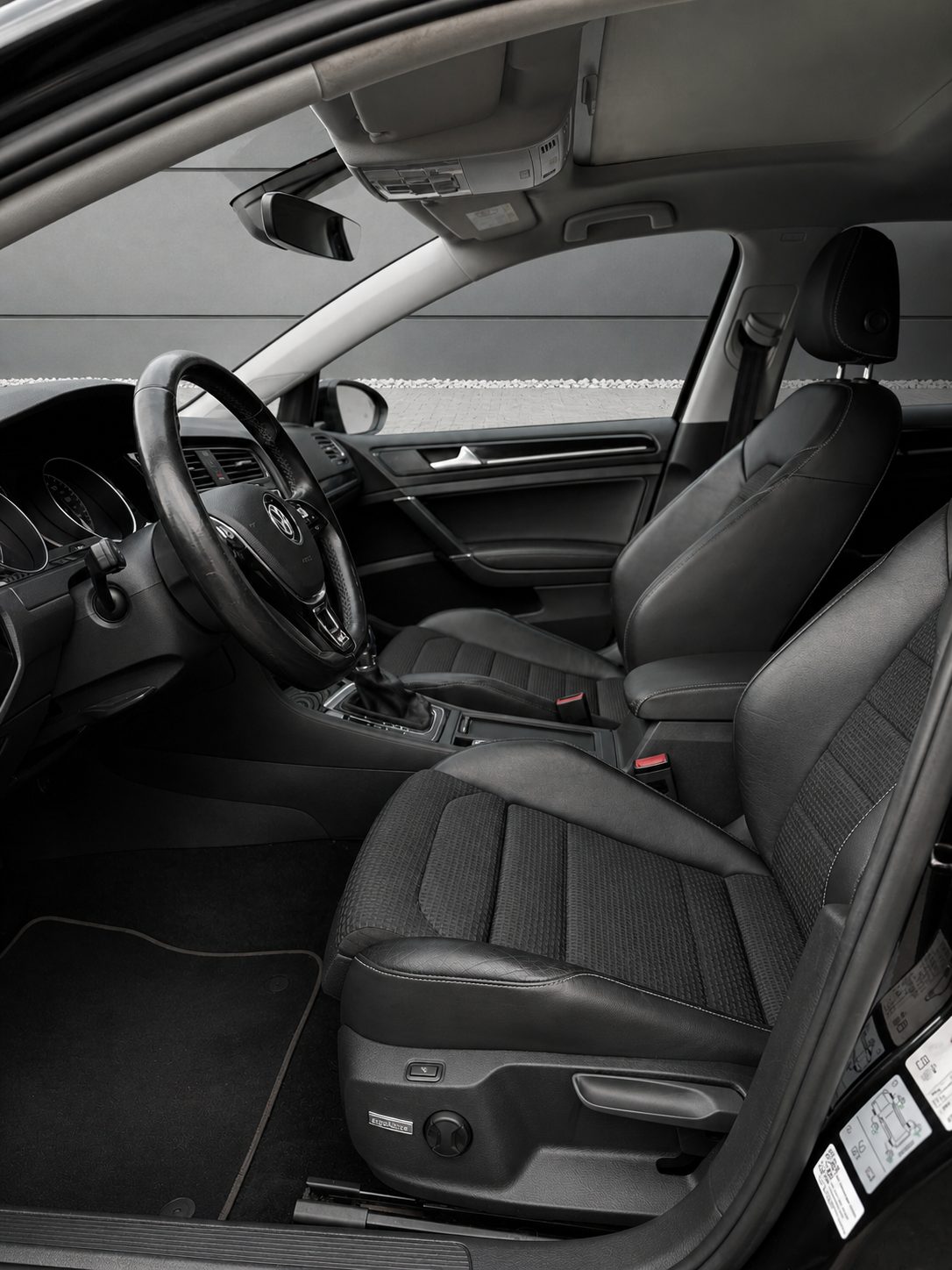 Volkswagen Golf R-line