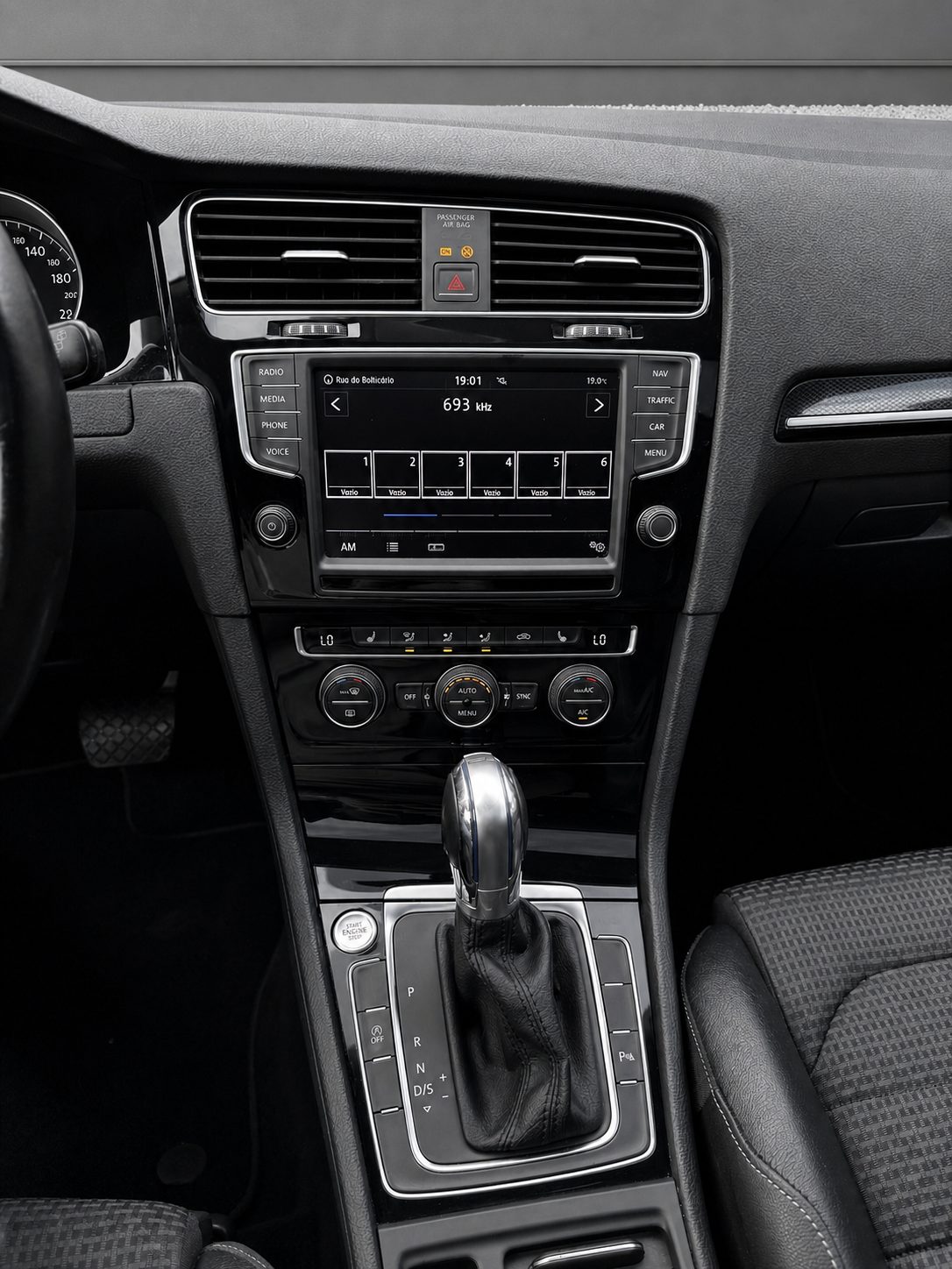 Volkswagen Golf R-line