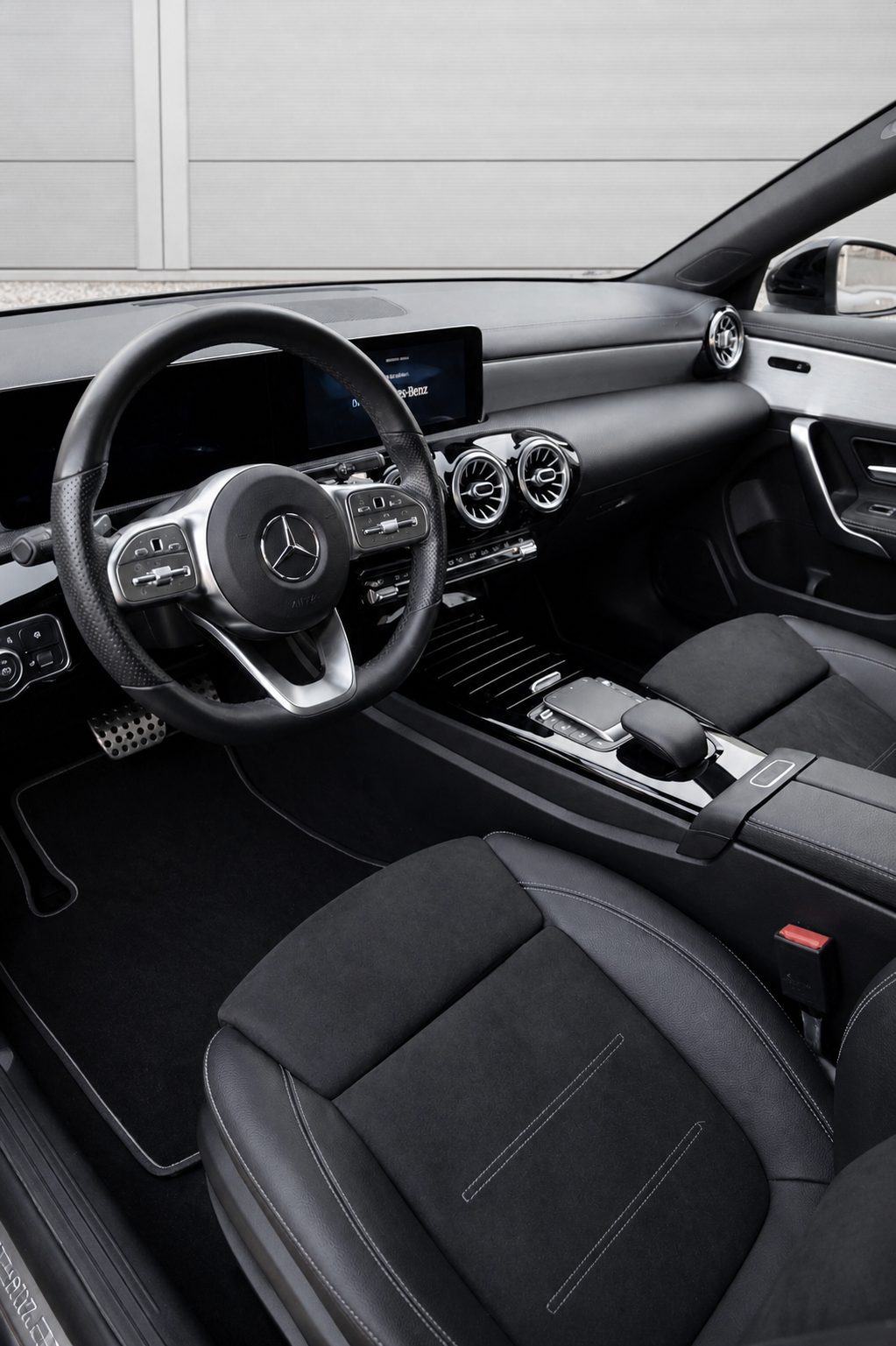 Mercedes-Benz Cla 250e AMG PACK NIGHT